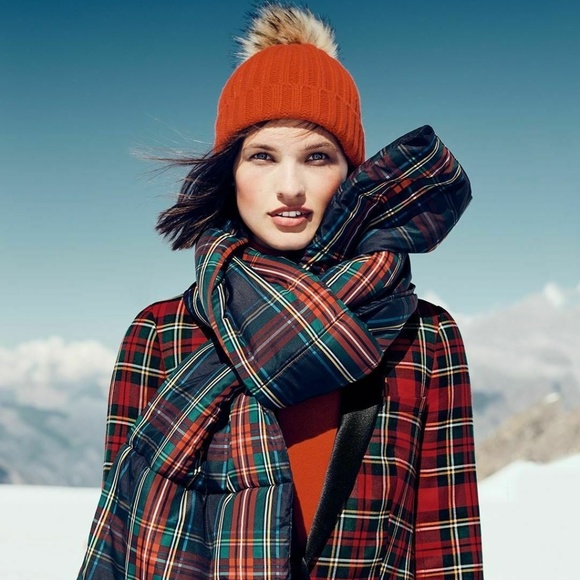 J. Crew Accessories - J. Crew Plaid Puffer Scarf NWT Soft Cozy Puffy J. Crew Accessories - J. Crew Plaid Puffer Scarf NWT Soft Cozy Puffy